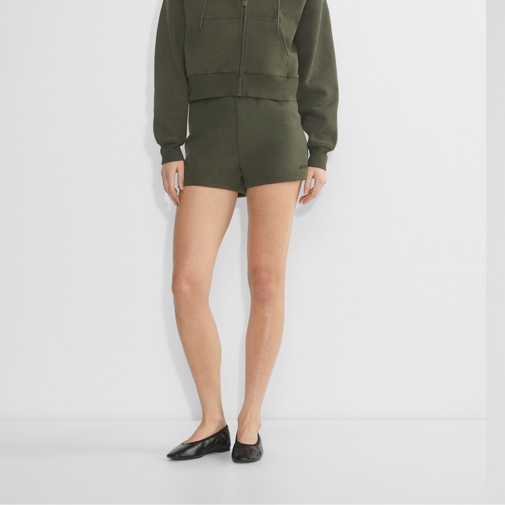 Aritzia Green Cropped Hoodie Sweatshirt - Picture 3 of 3